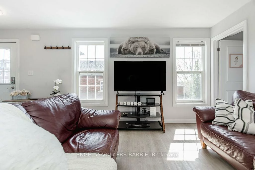 242, Penetanguishene, Georgian Drive, Barrie