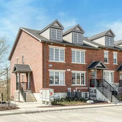 242, Penetanguishene, Georgian Drive, Barrie