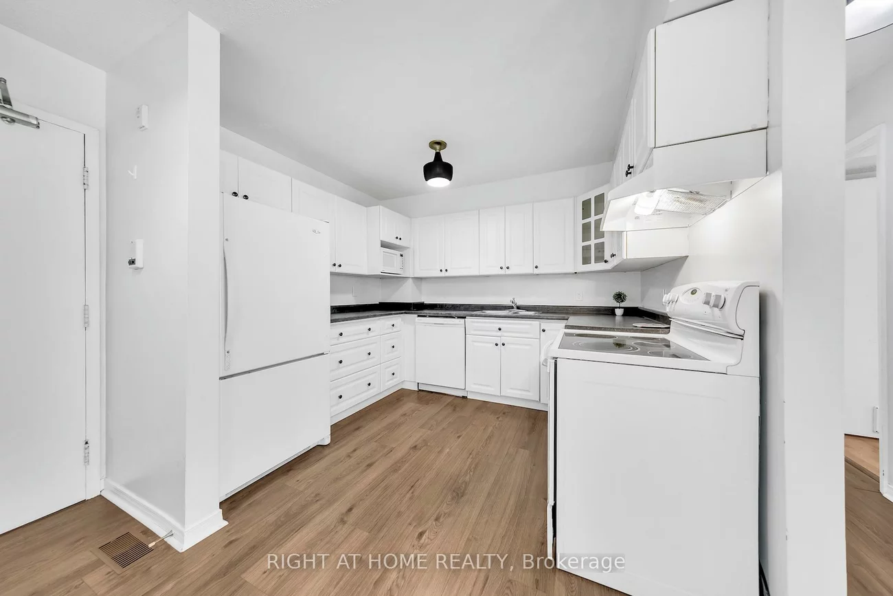 126, Bell Farm, Alliance, Barrie