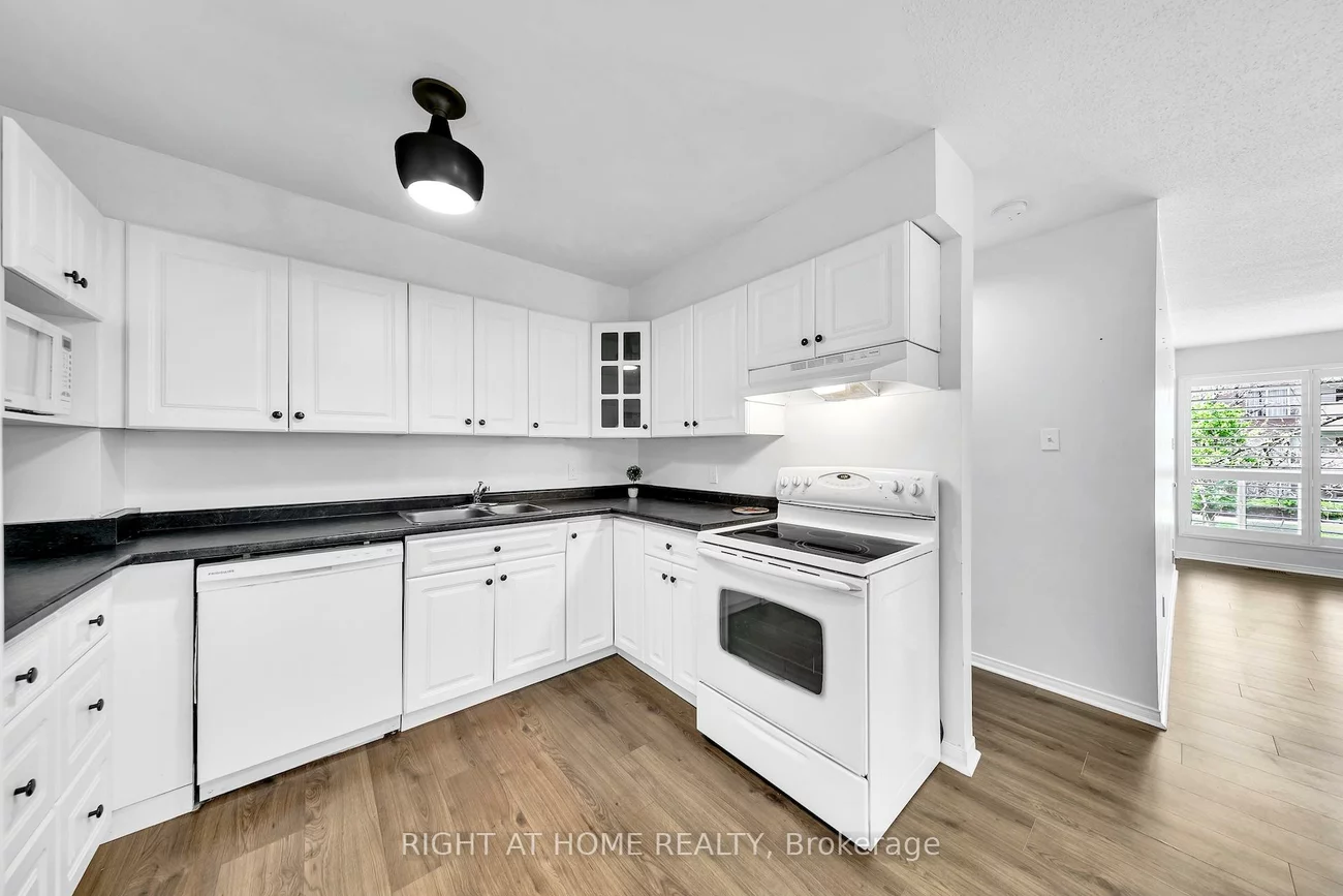 126, Bell Farm, Alliance, Barrie