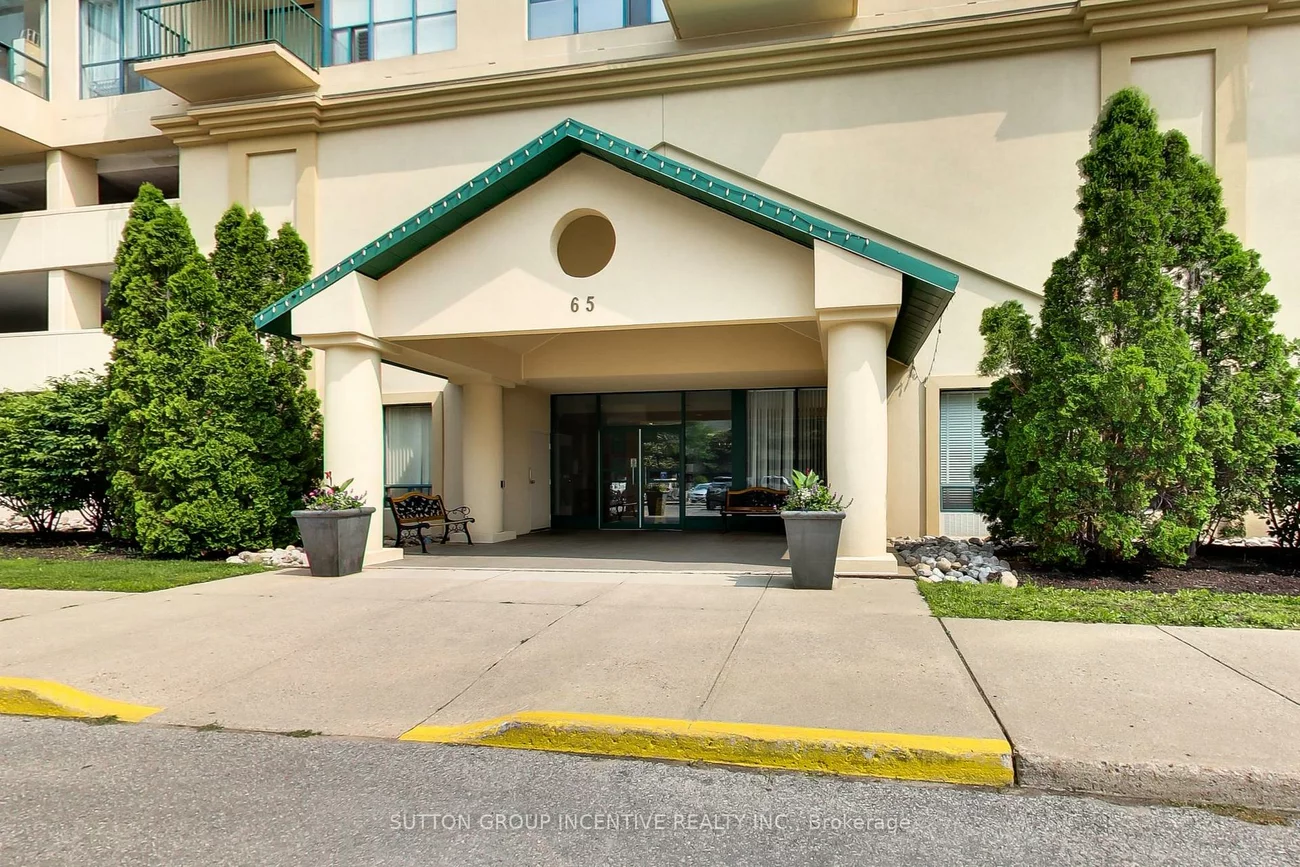 65, Ellen, City Centre, Barrie