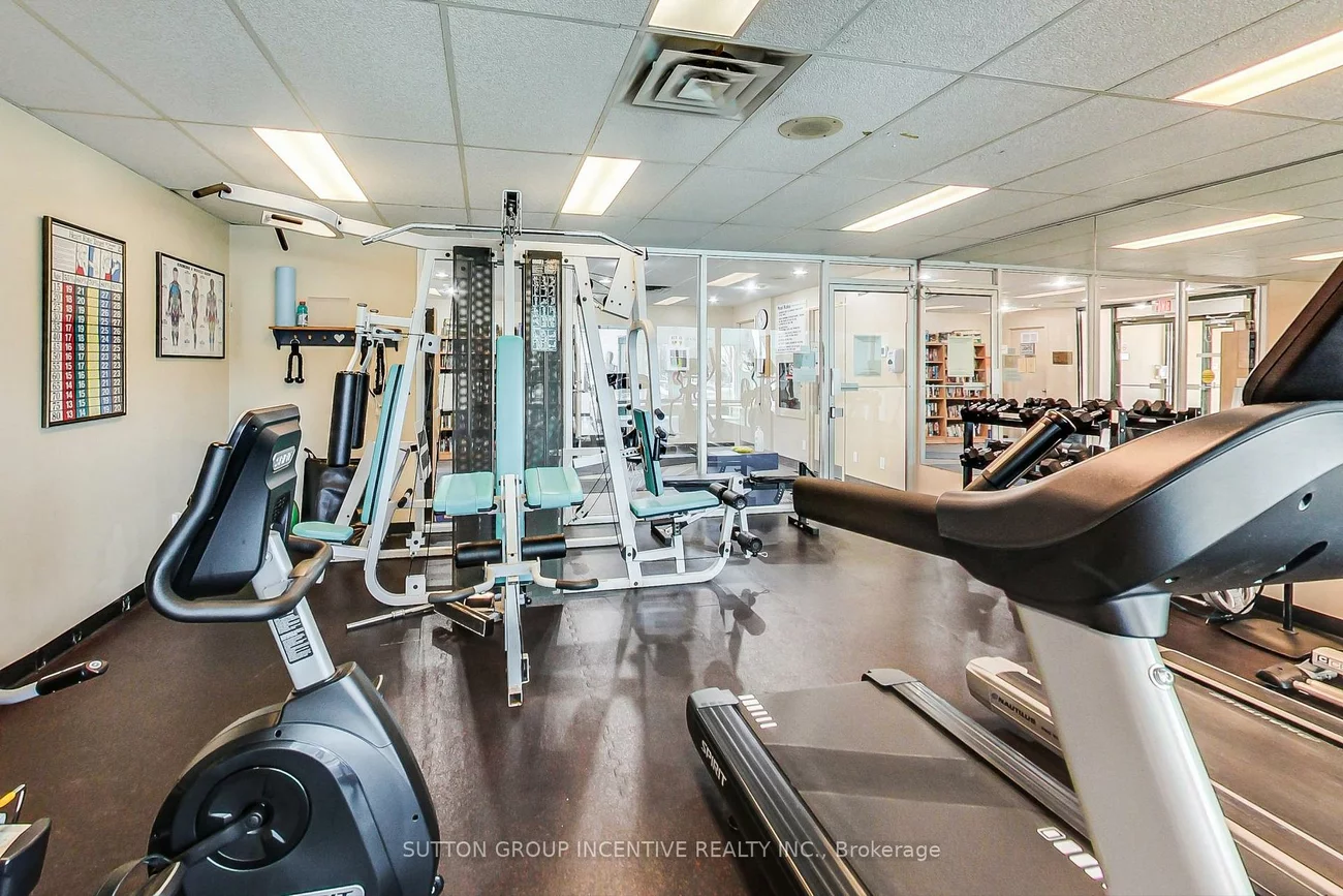 65, Ellen, City Centre, Barrie