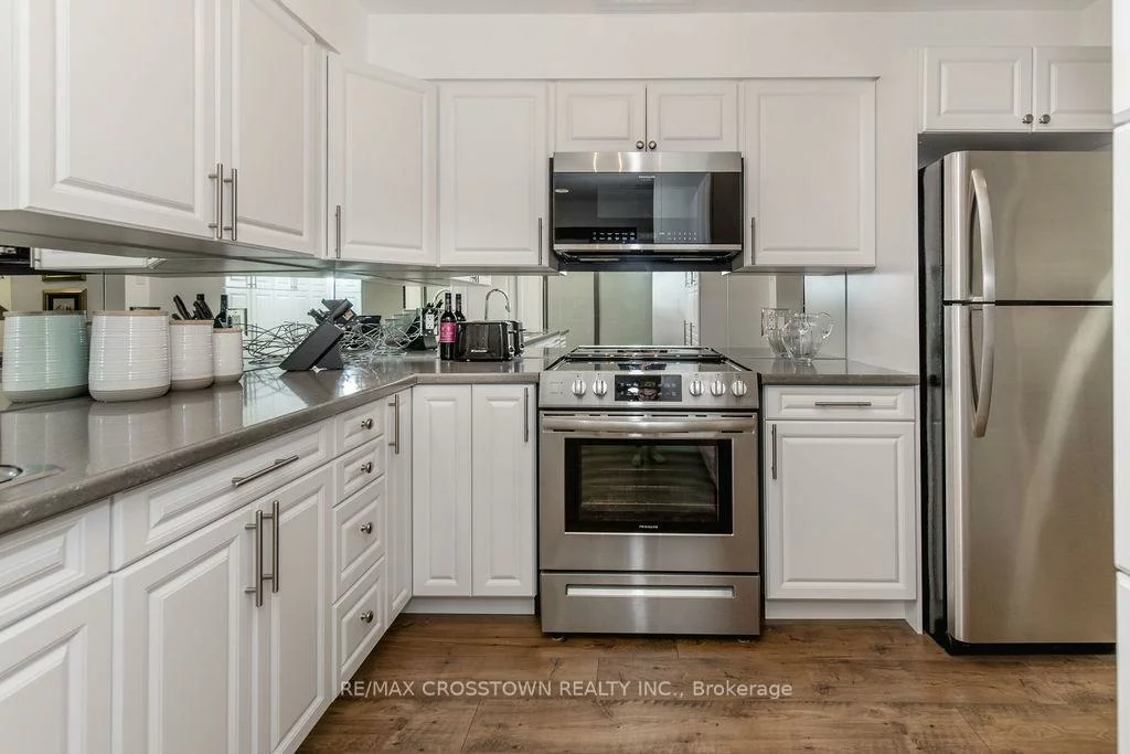 74, Ross, Queen's Park, Barrie