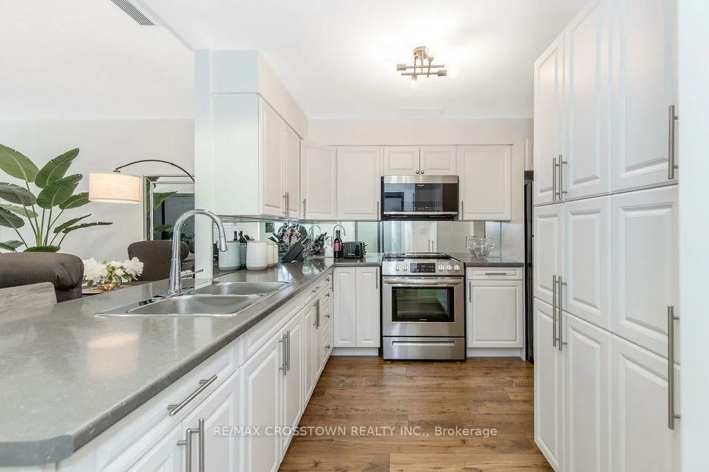 74, Ross, Queen's Park, Barrie