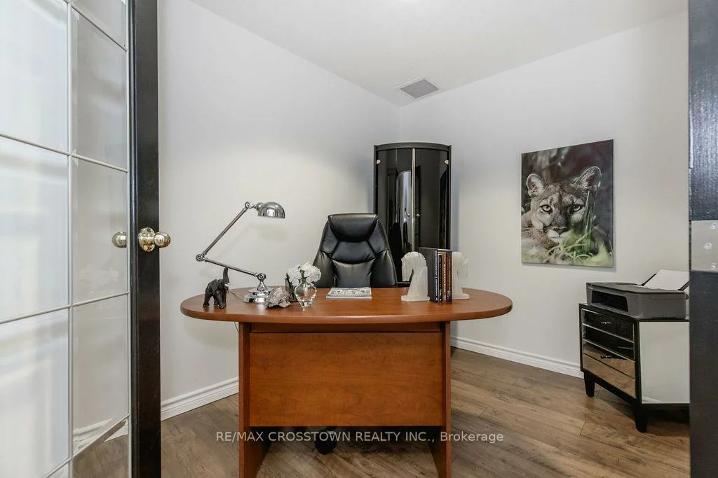 74, Ross, Queen's Park, Barrie
