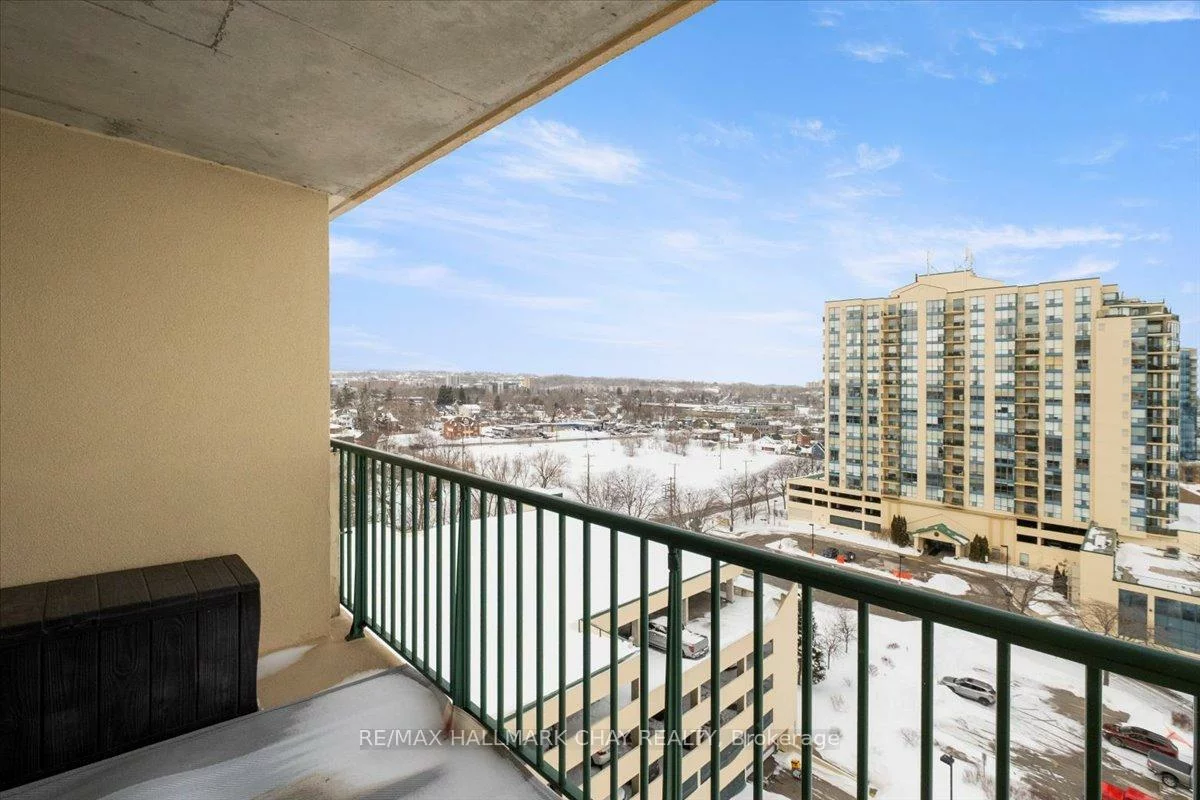 75, Ellen, Lakeshore, Barrie