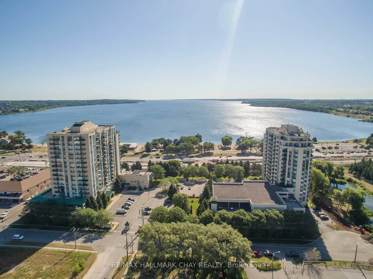 75, Ellen, Lakeshore, Barrie