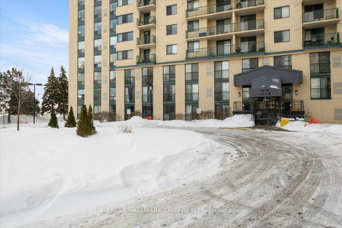 75, Ellen, Lakeshore, Barrie