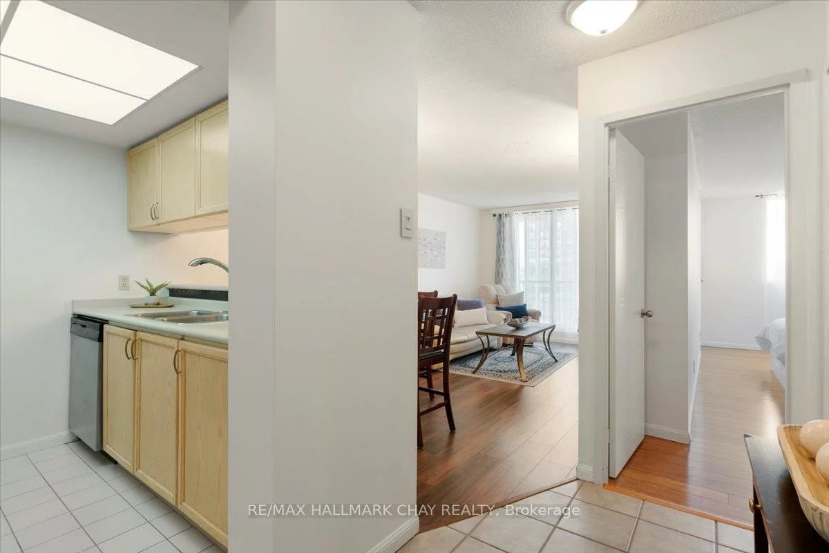 75, Ellen, Lakeshore, Barrie
