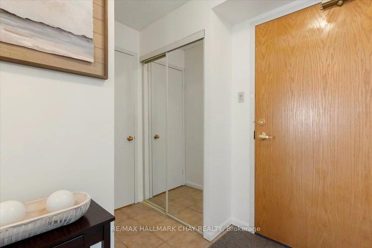 75, Ellen, Lakeshore, Barrie