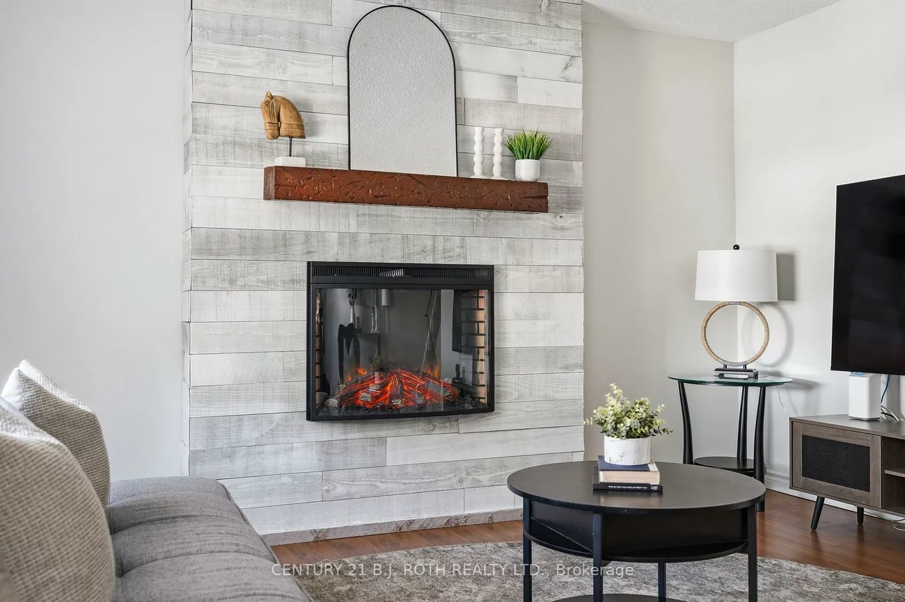 237, Steel, Codrington, Barrie