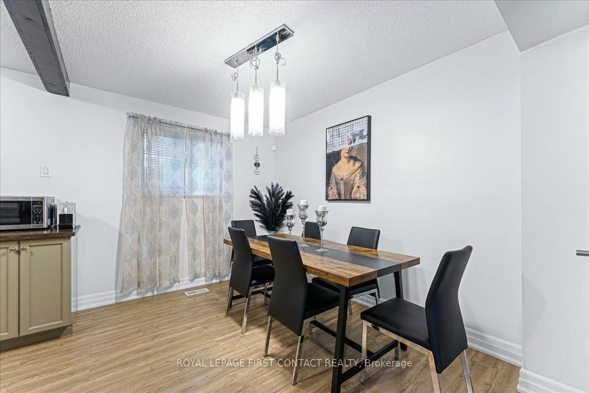 63, Ferris, Cundles East, Barrie
