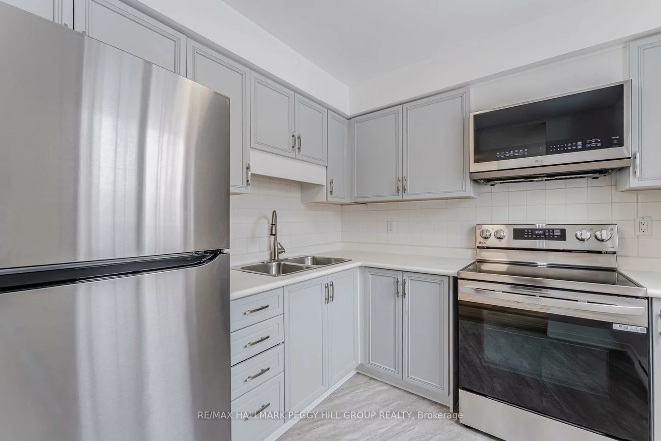 21, Evergreen, Ardagh, Barrie