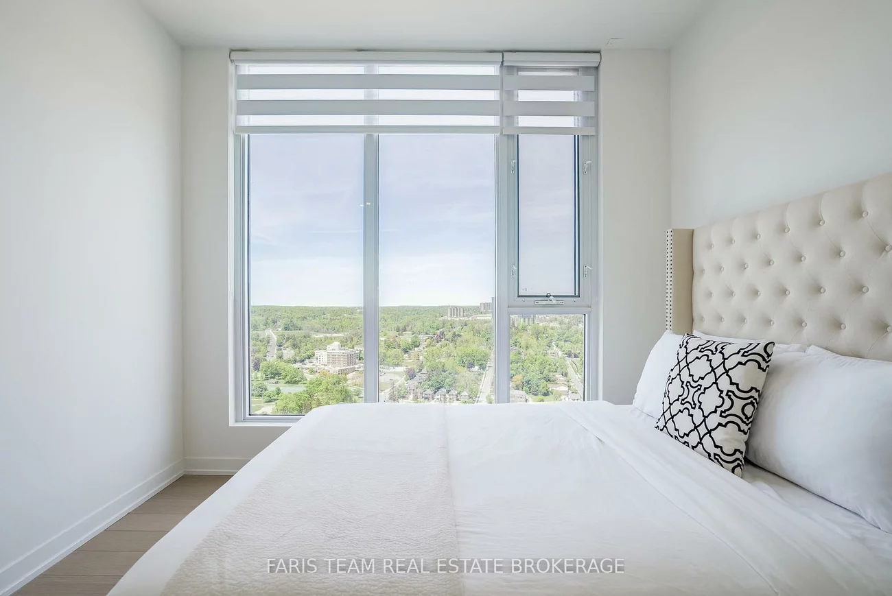 39, Mary, City Centre, Barrie