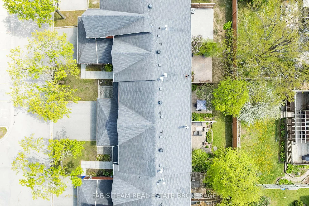 165, Kozlov, West Bayfield, Barrie