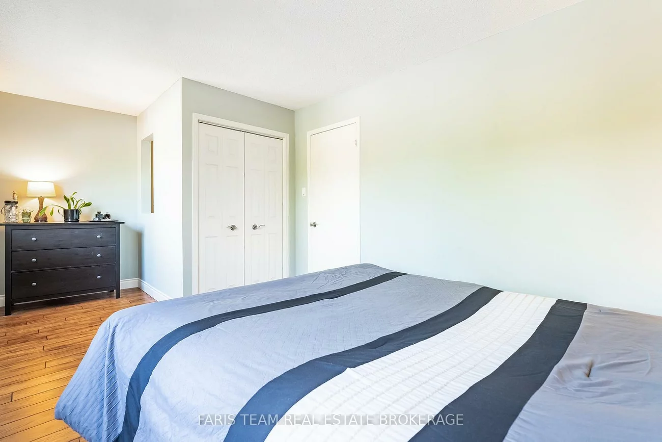 165, Kozlov, West Bayfield, Barrie
