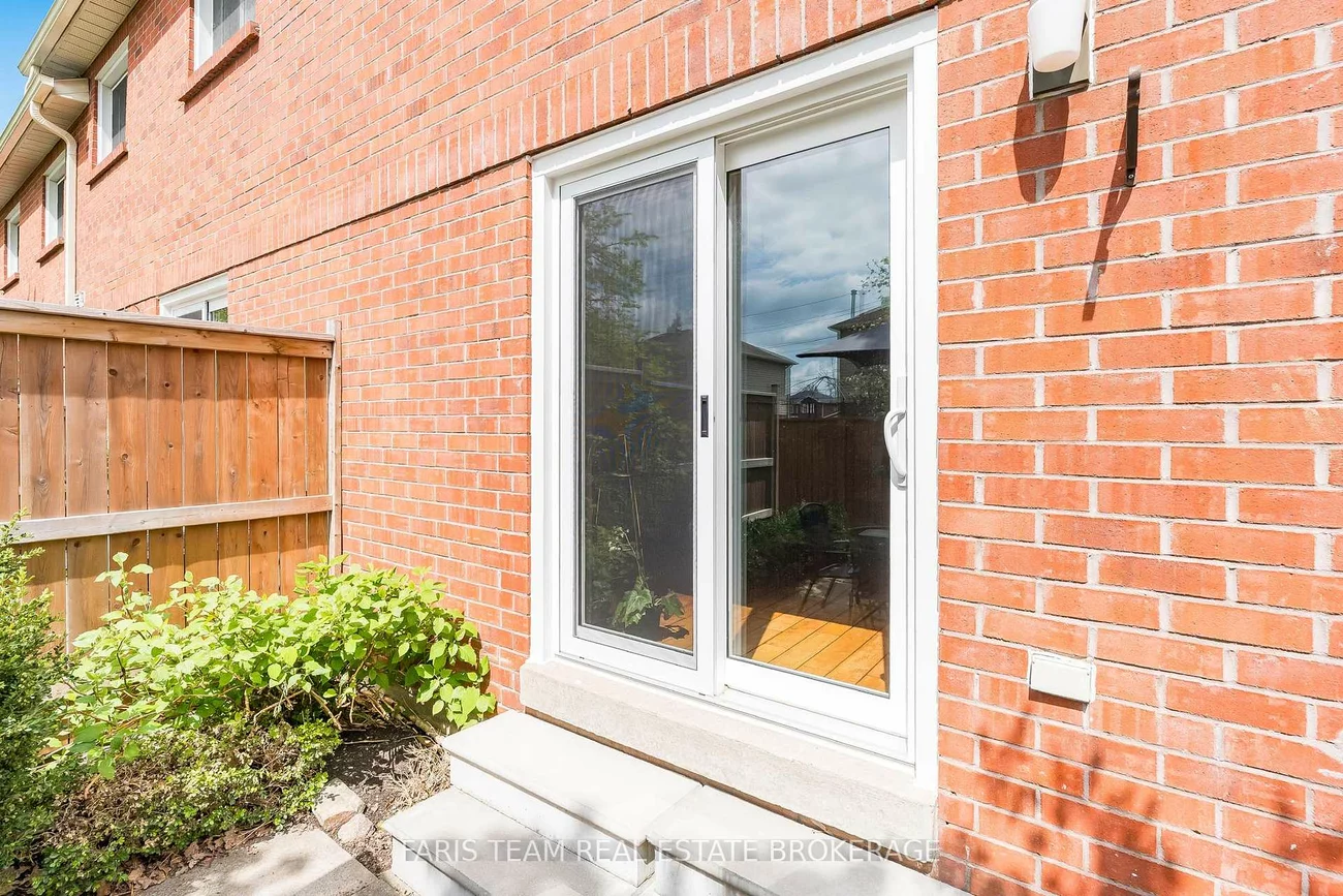 165, Kozlov, West Bayfield, Barrie