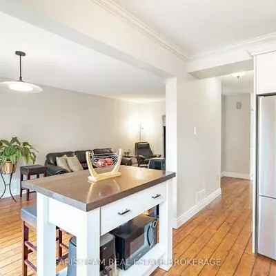 165, Kozlov, West Bayfield, Barrie