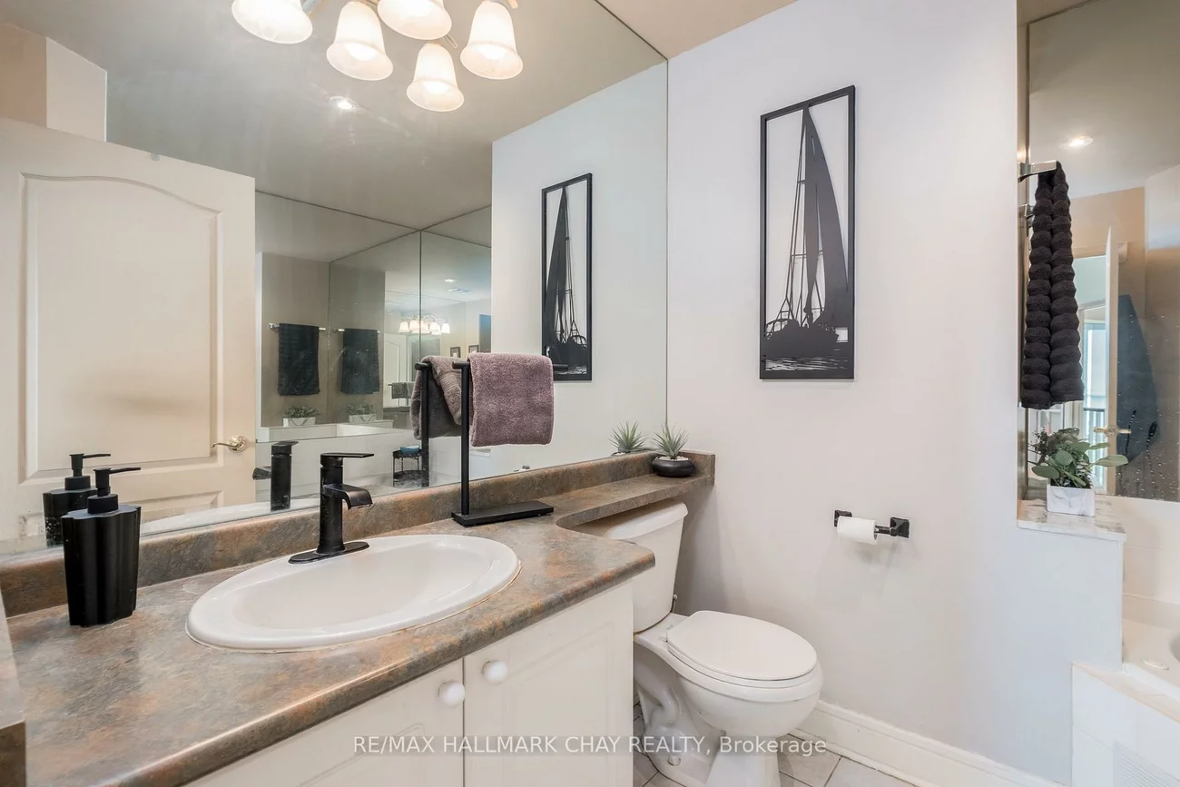 2, Toronto, City Centre, Barrie