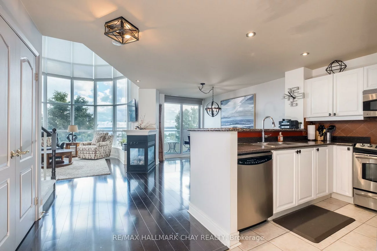 2, Toronto, City Centre, Barrie