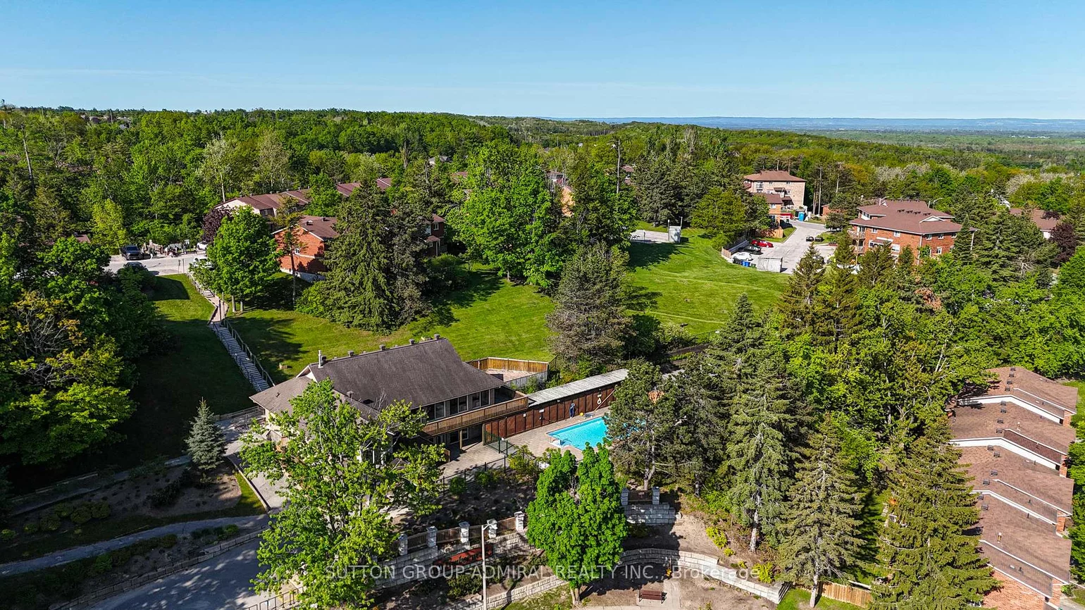 16, Evergreen, Ardagh, Barrie