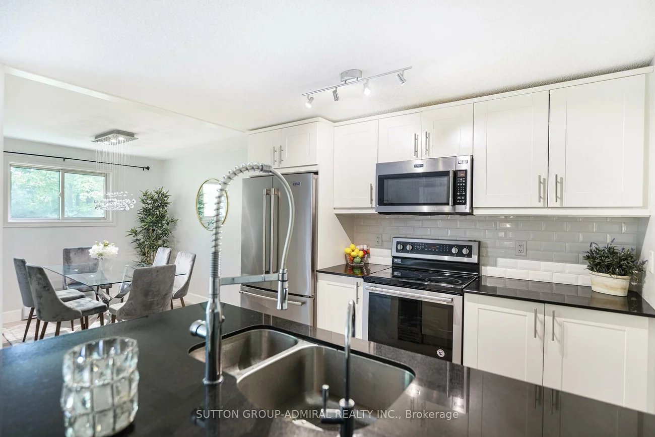 16, Evergreen, Ardagh, Barrie