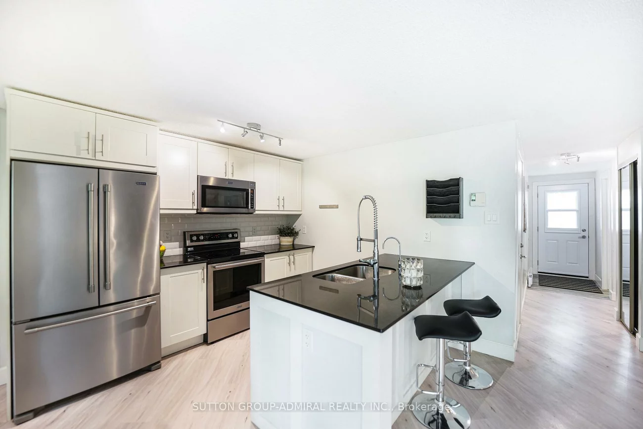16, Evergreen, Ardagh, Barrie