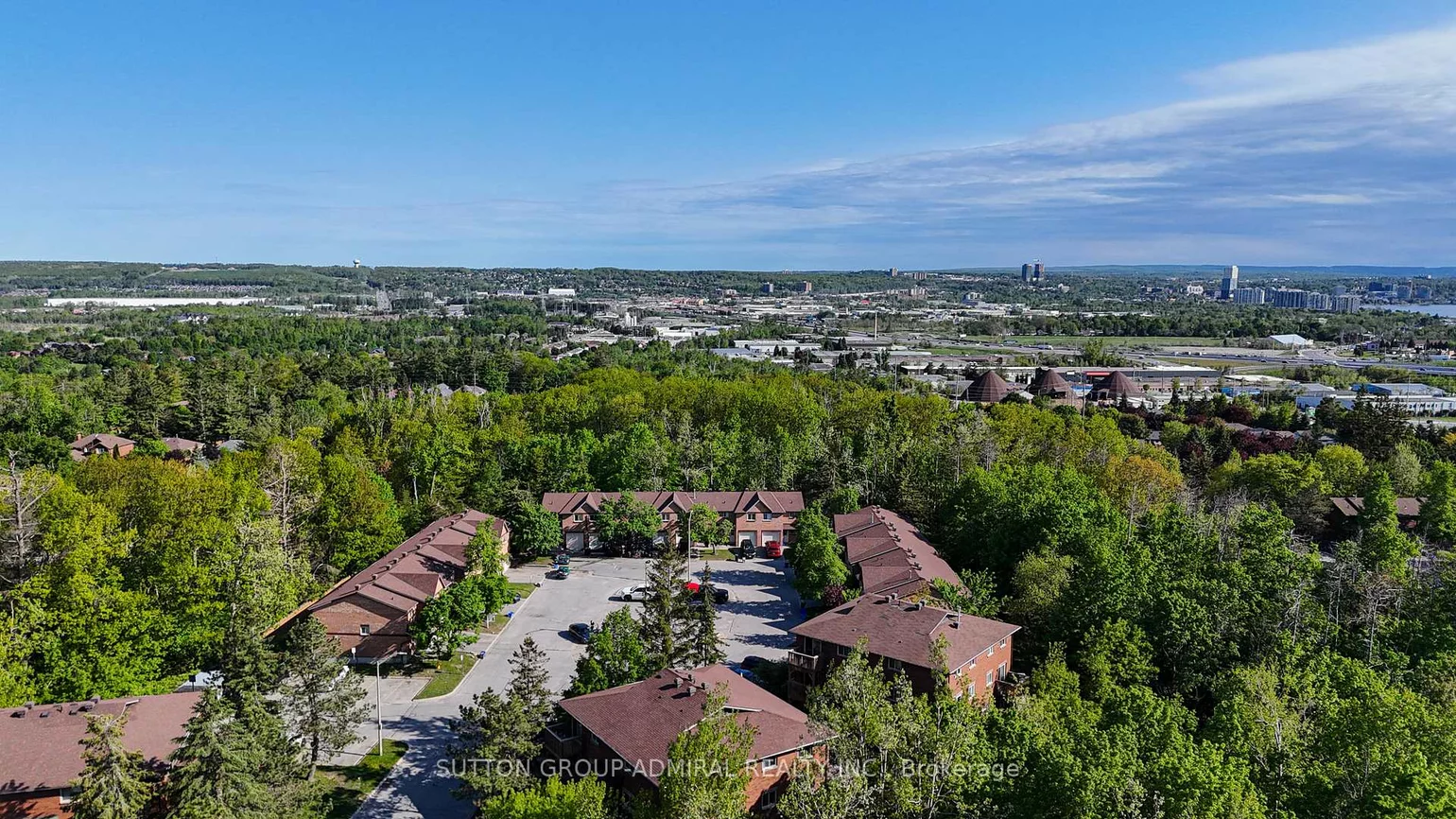 16, Evergreen, Ardagh, Barrie