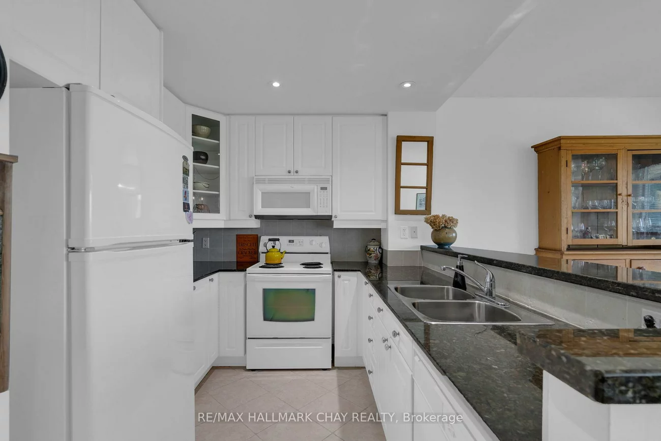 6, Toronto, City Centre, Barrie