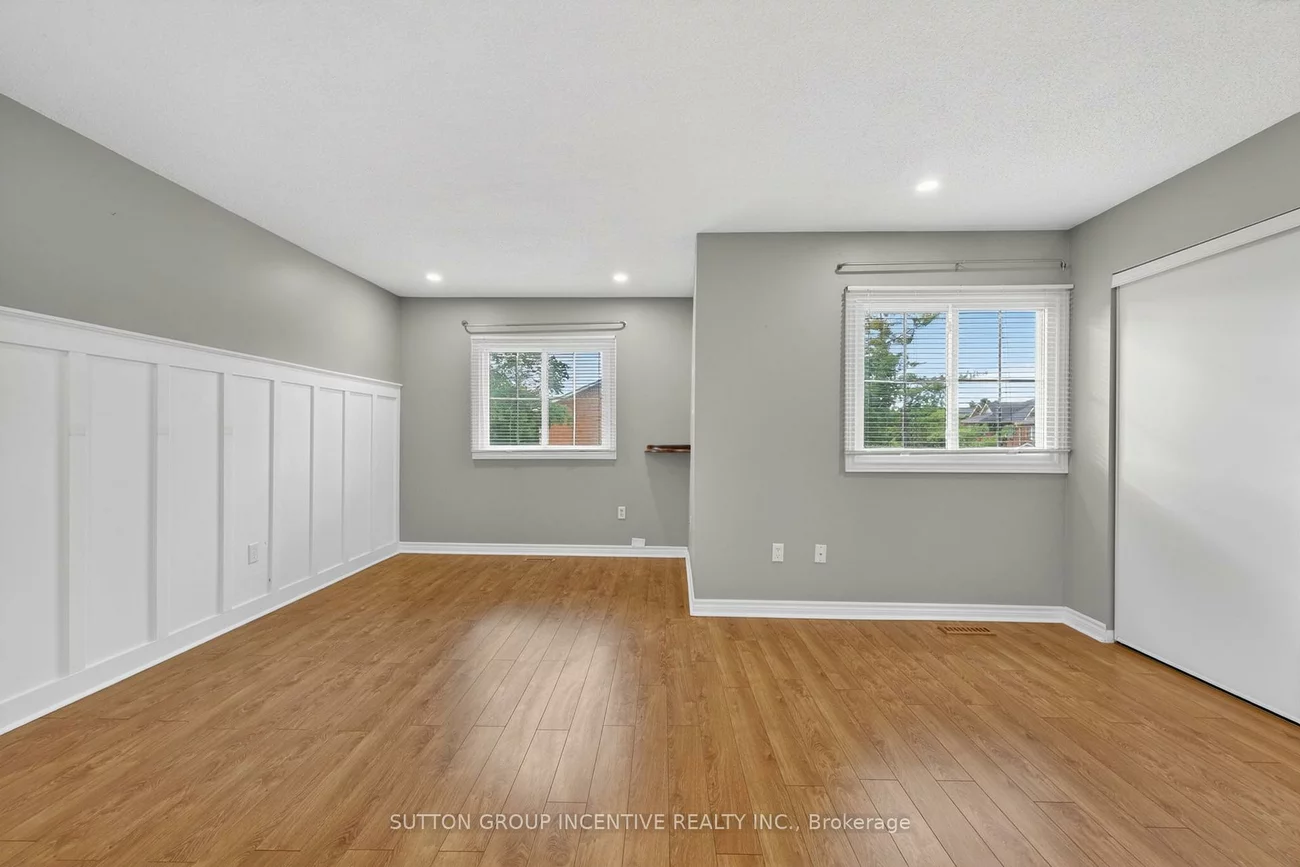 165, Kozlov, West Bayfield, Barrie