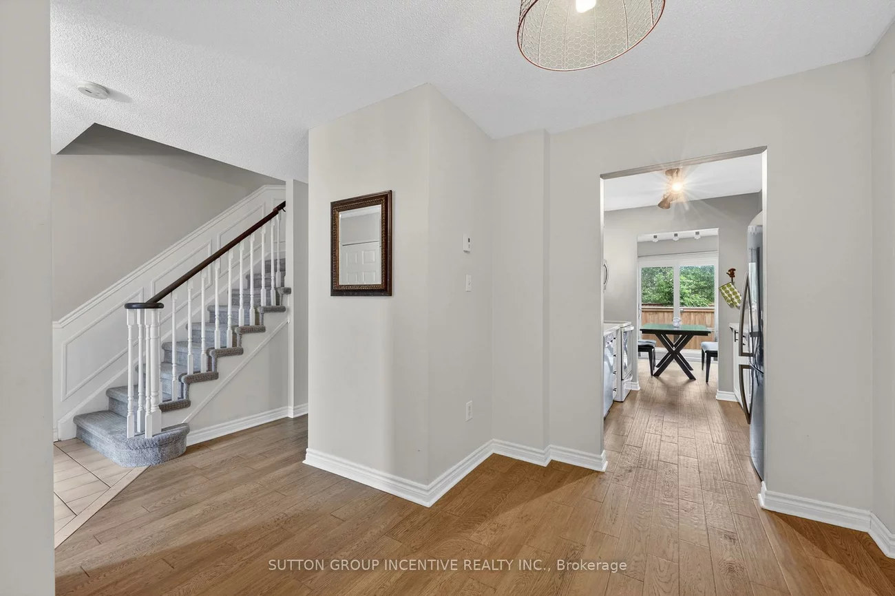165, Kozlov, West Bayfield, Barrie