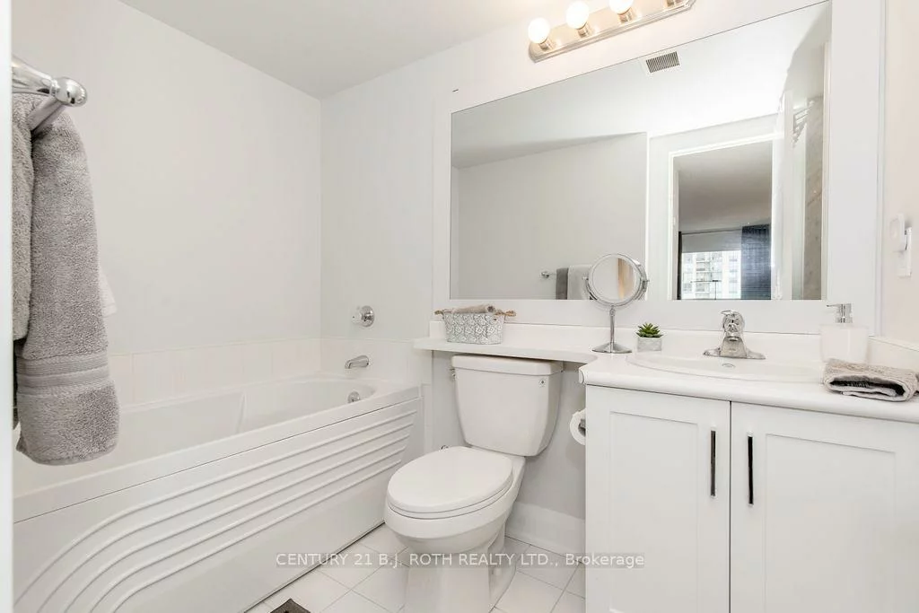 75, Ellen, City Centre, Barrie