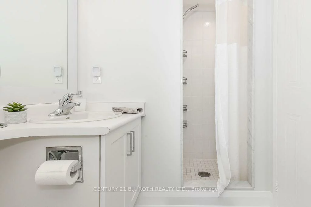 75, Ellen, City Centre, Barrie
