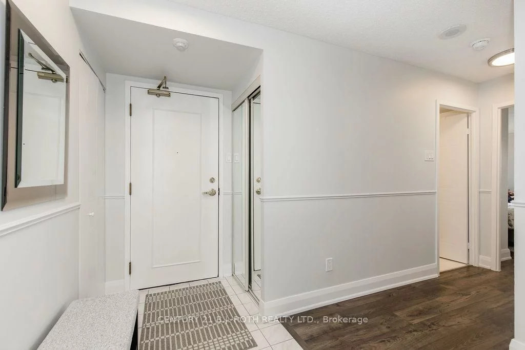 75, Ellen, City Centre, Barrie