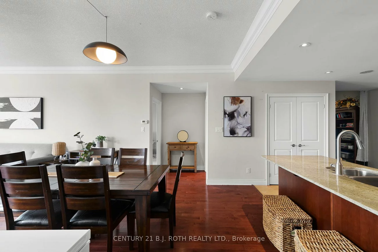 37, Ellen, Lakeshore, Barrie