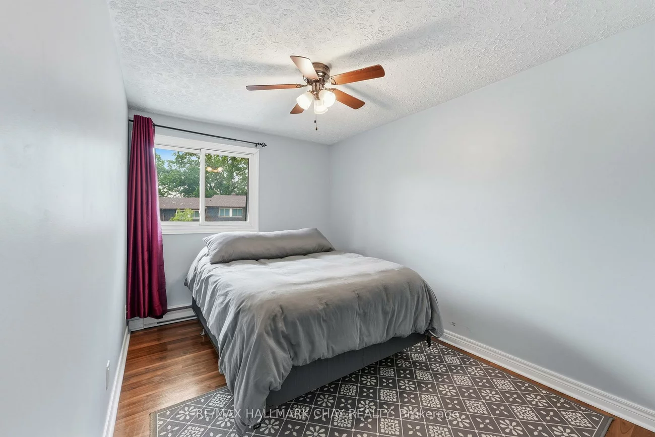 34-360, Blake, Codrington, Barrie