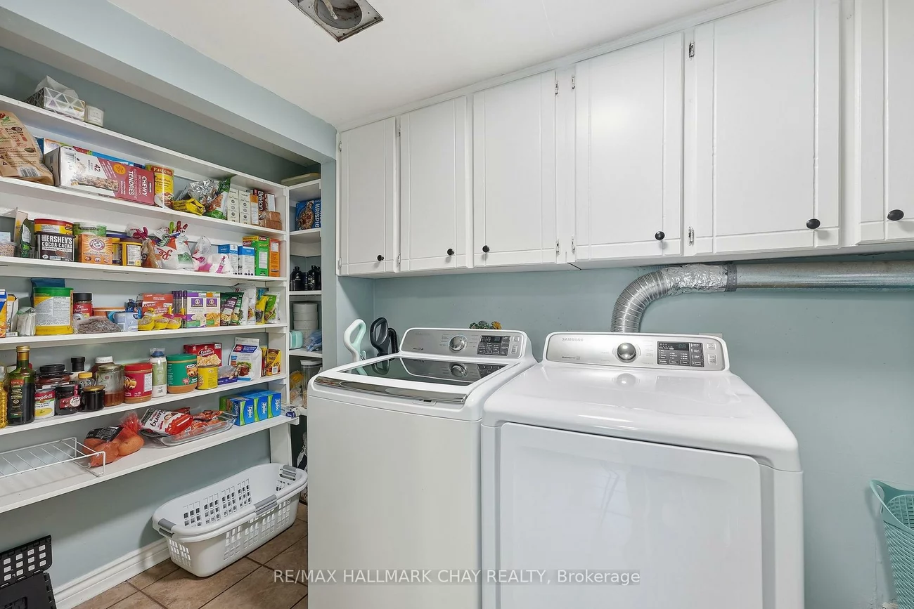 34-360, Blake, Codrington, Barrie