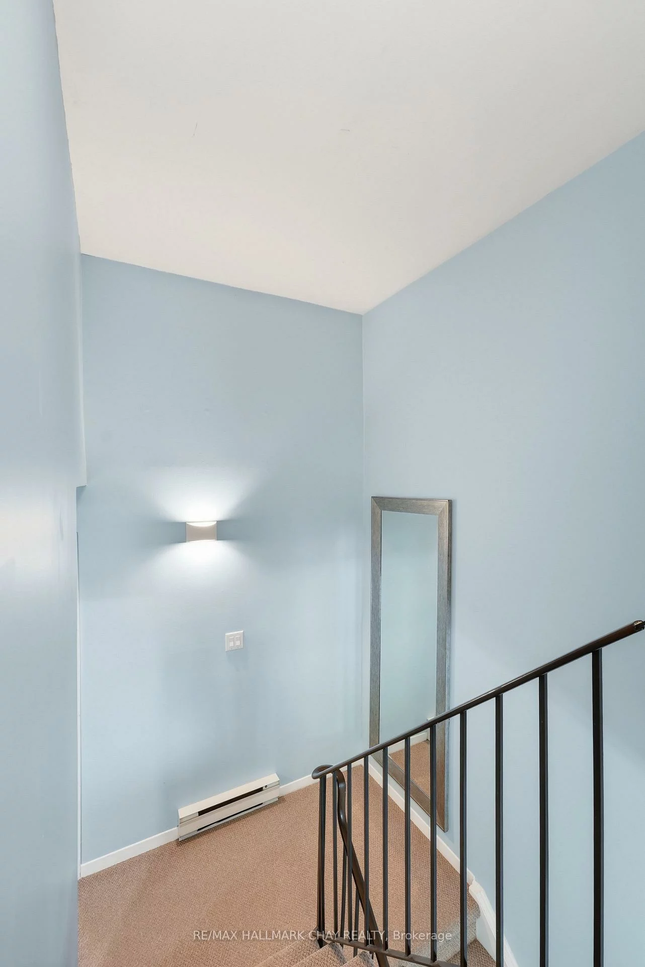 34-360, Blake, Codrington, Barrie