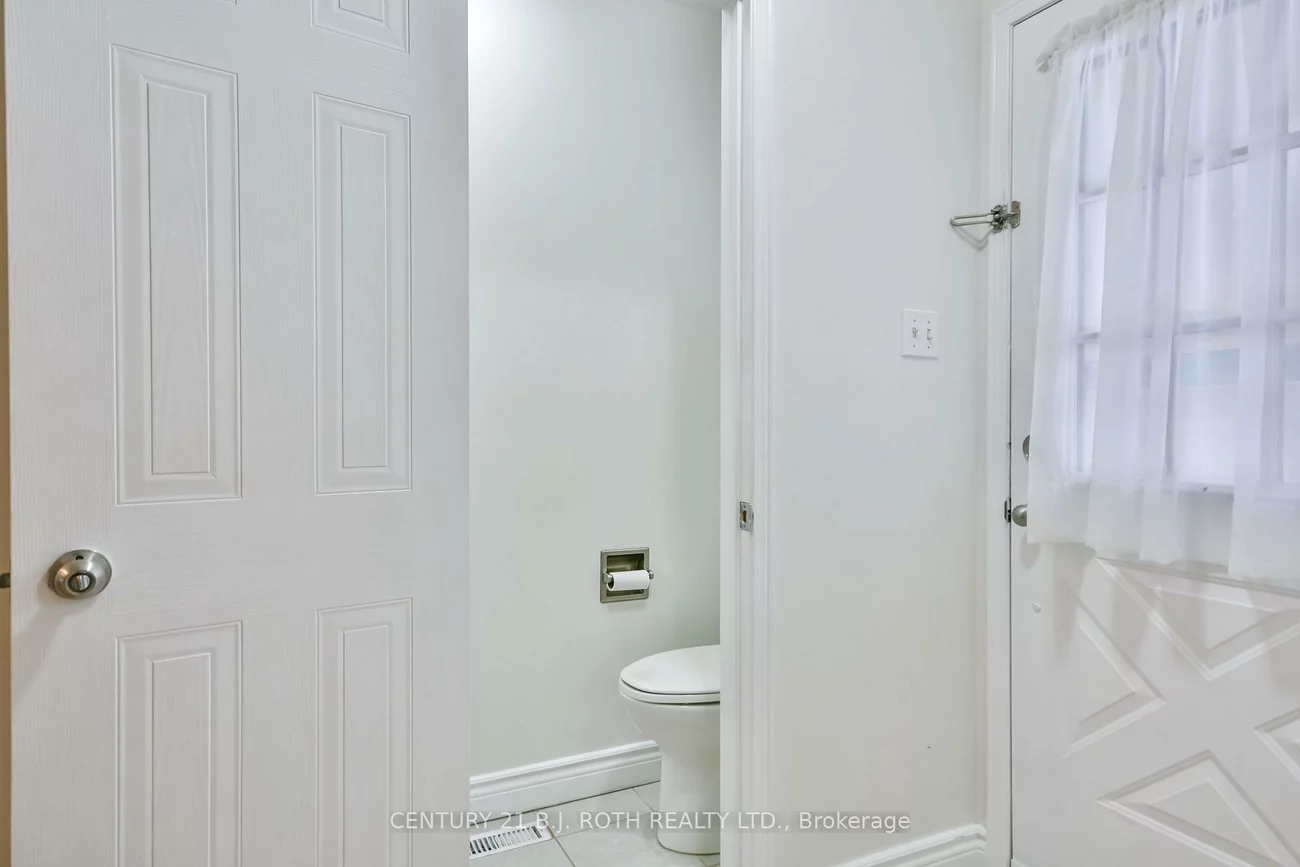 165, Kozlov, West Bayfield, Barrie