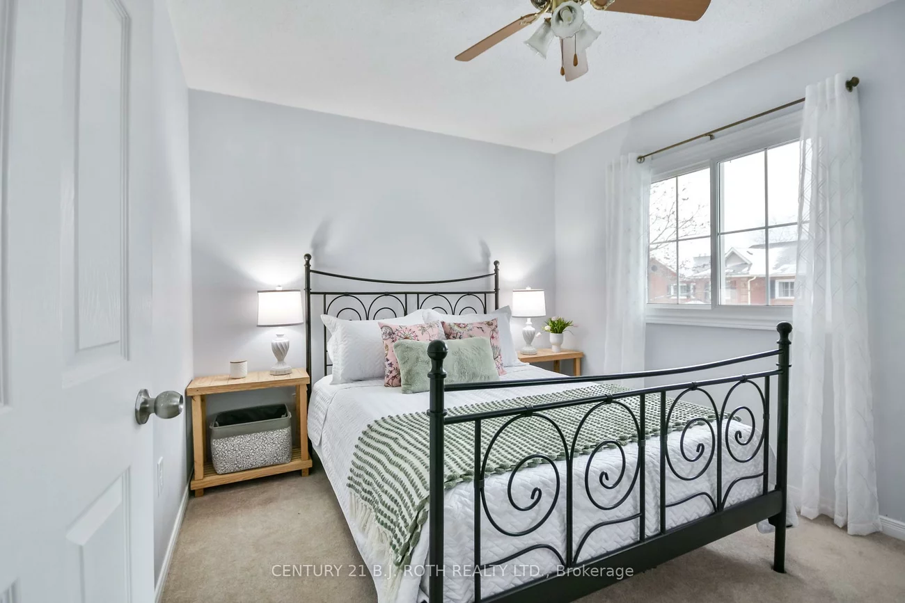 165, Kozlov, West Bayfield, Barrie