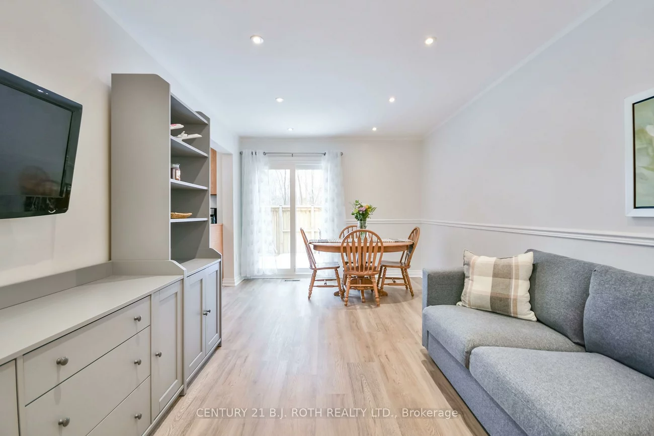 165, Kozlov, West Bayfield, Barrie