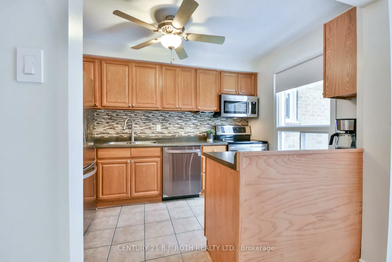 165, Kozlov, West Bayfield, Barrie