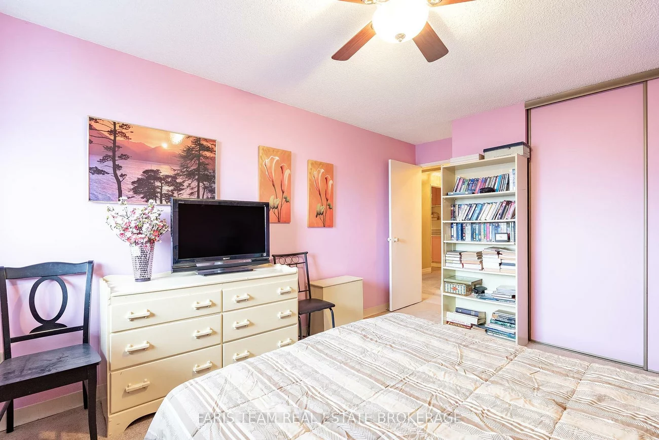 2, Albert, North Shore, Barrie