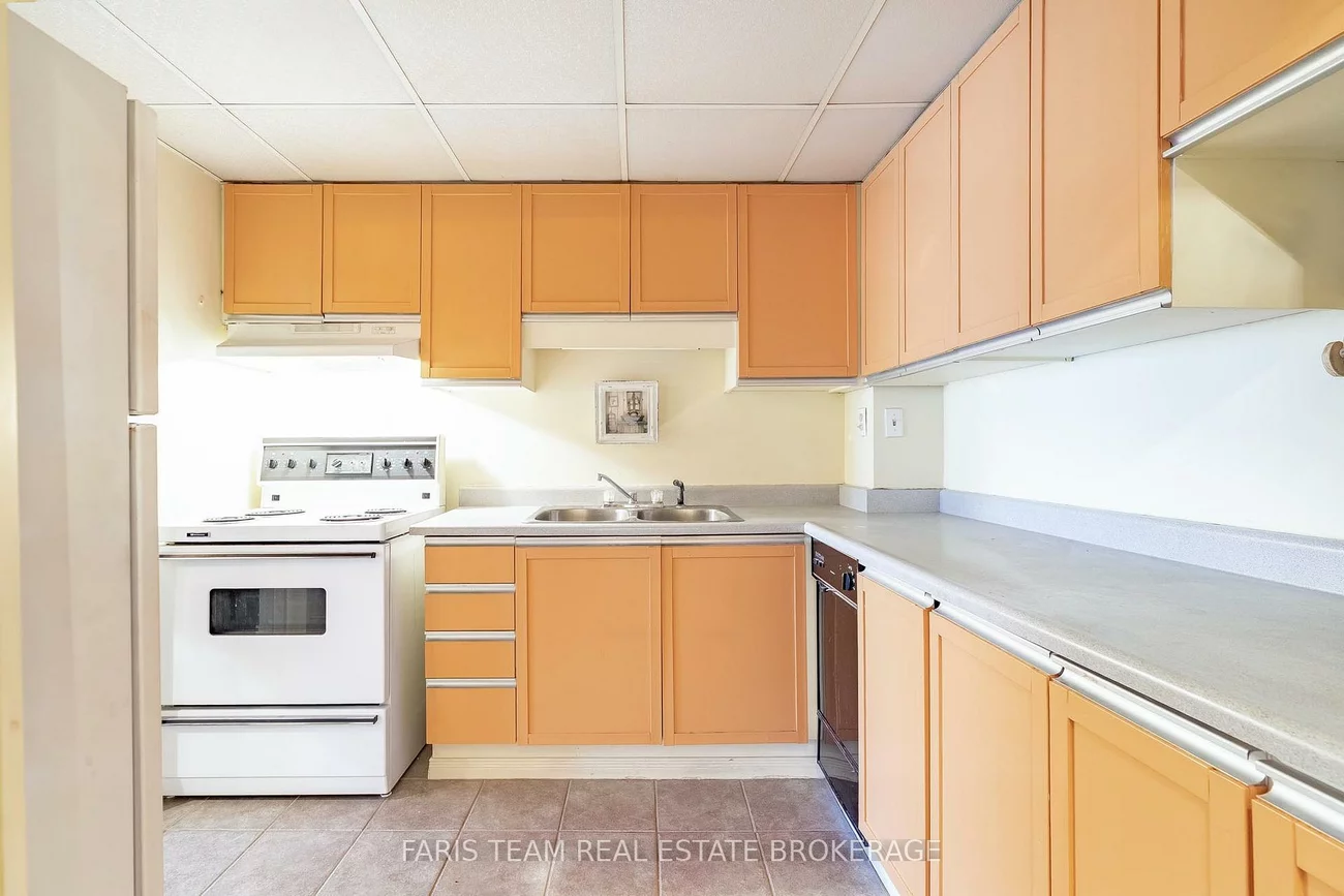 2, Albert, North Shore, Barrie