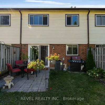 28, Donald, Queen's Park, Barrie