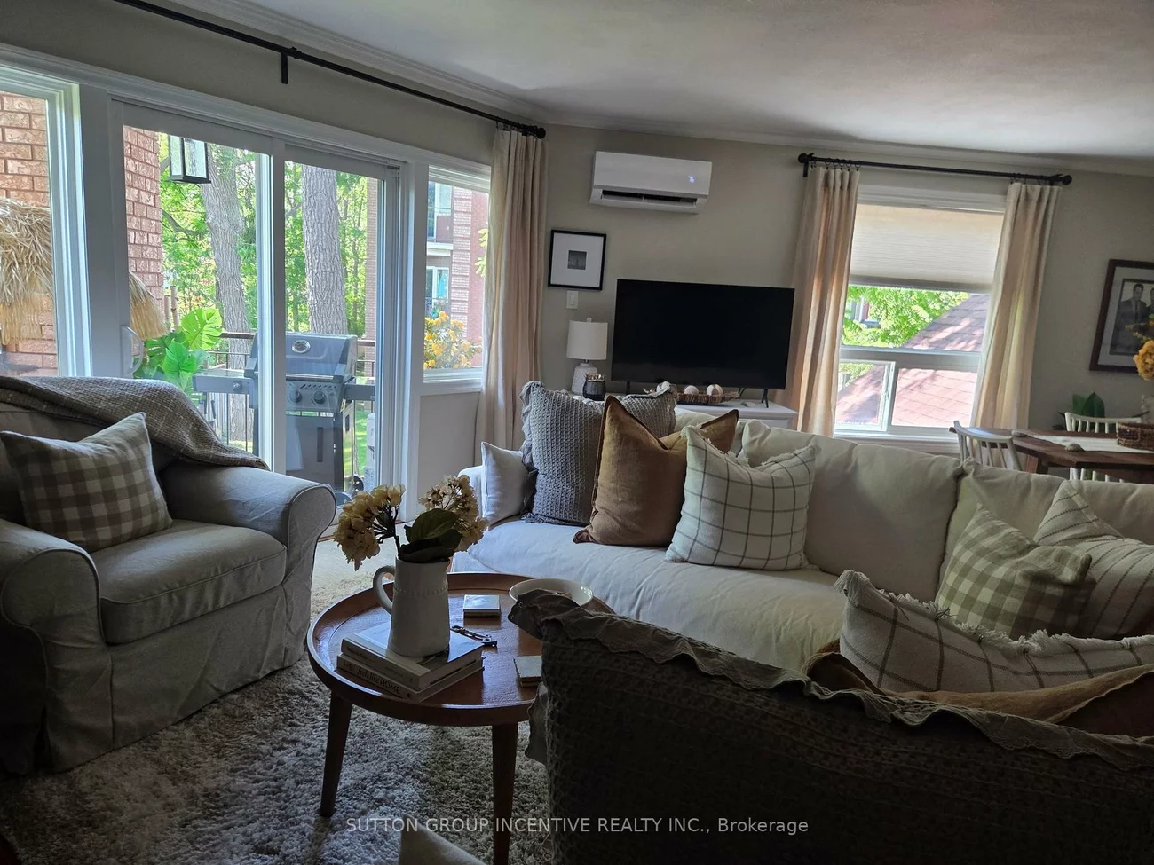 166, Owen, Wellington, Barrie
