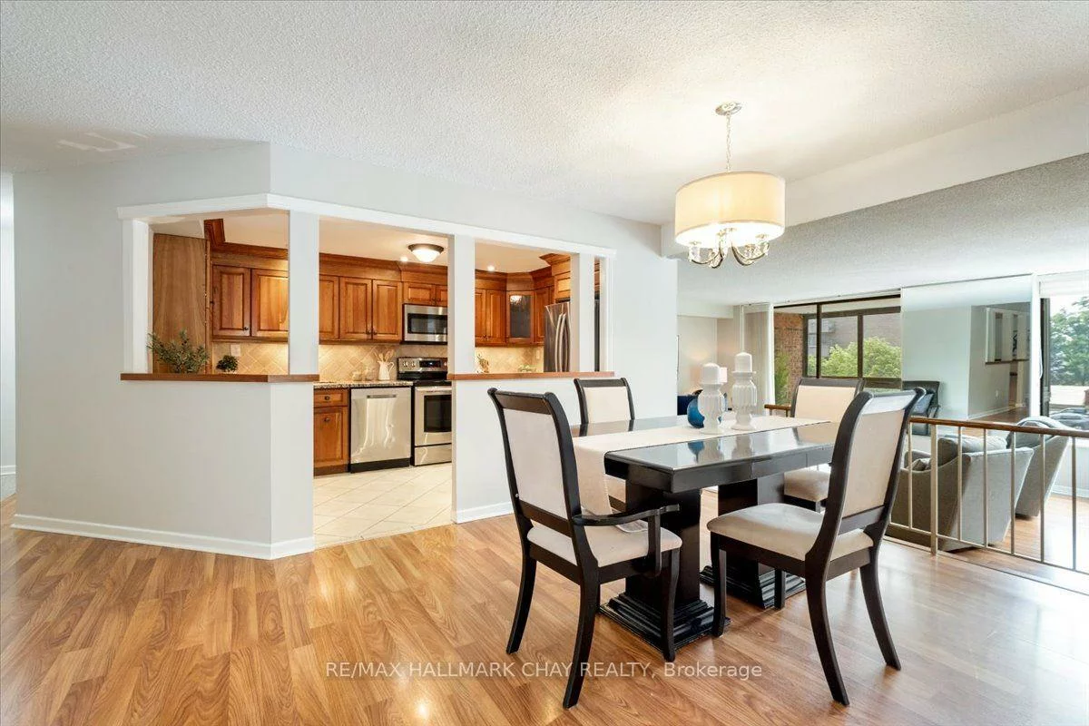 181, Collier, City Centre, Barrie