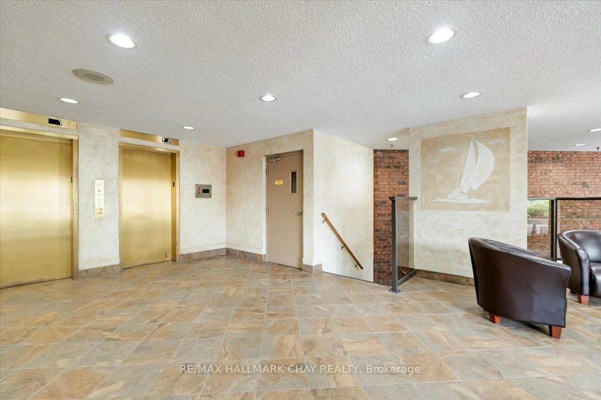 181, Collier, City Centre, Barrie