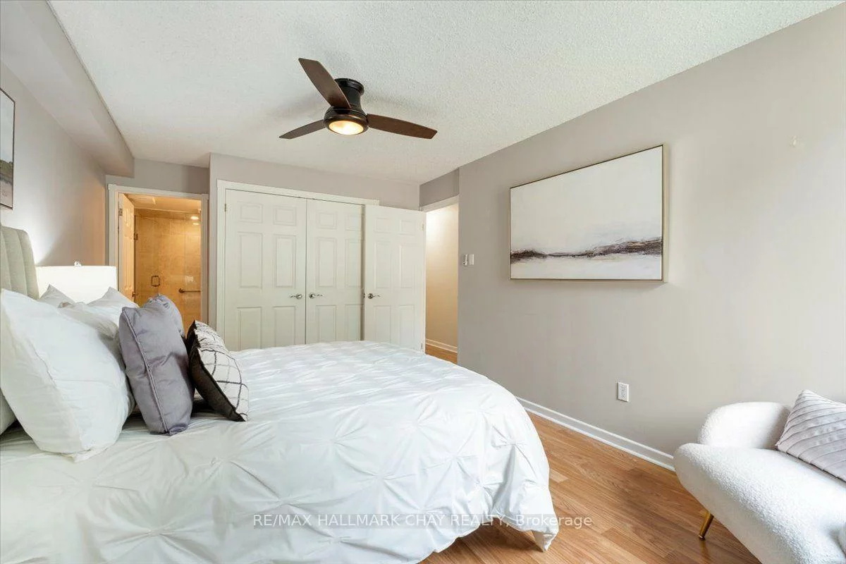 181, Collier, City Centre, Barrie