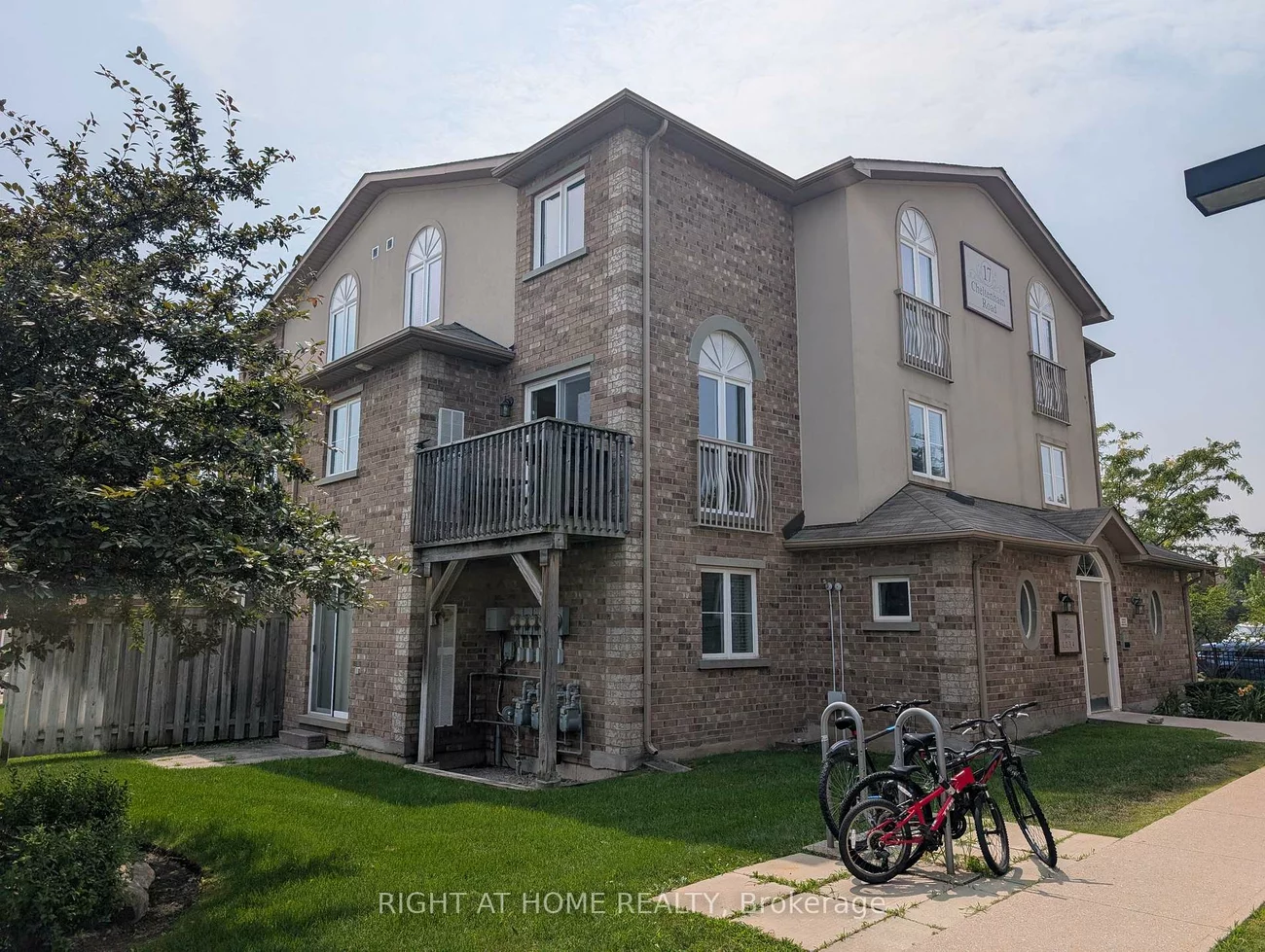 17, Cheltenham, Georgian Drive, Barrie